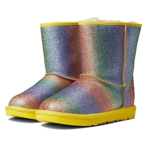 NIB UGG YOUTH 5 6 WOMENS 7 8‎ CLASSIC SHORT GLITTER RAINBOW WINTER BOOTS - Picture 1 of 8